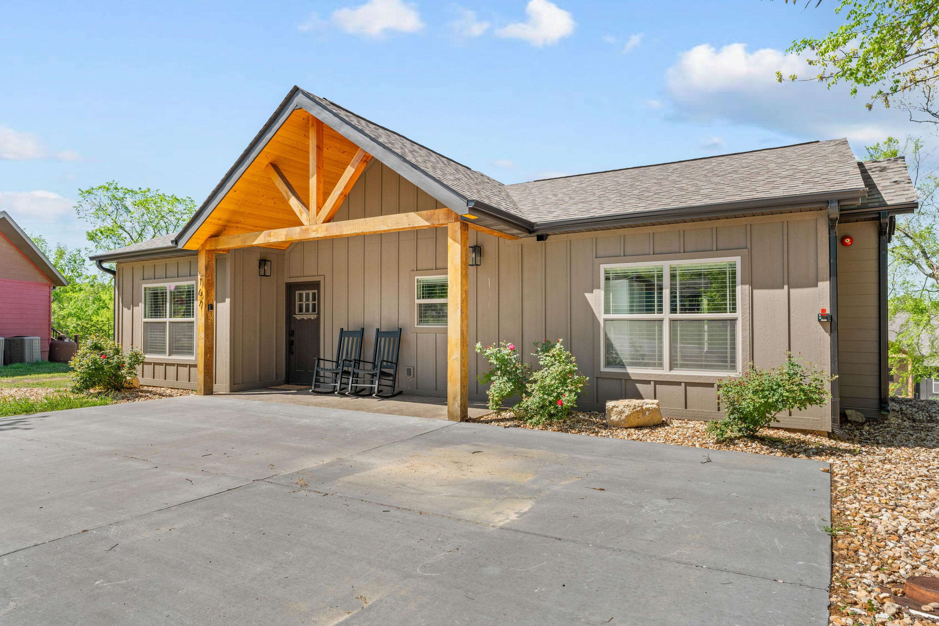 Branson, MO 65615,167 Rocking Chair Loop