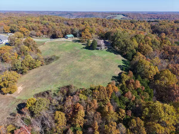 Crane, MO 65633,796 Sunny Slope DR