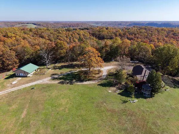 Crane, MO 65633,796 Sunny Slope DR