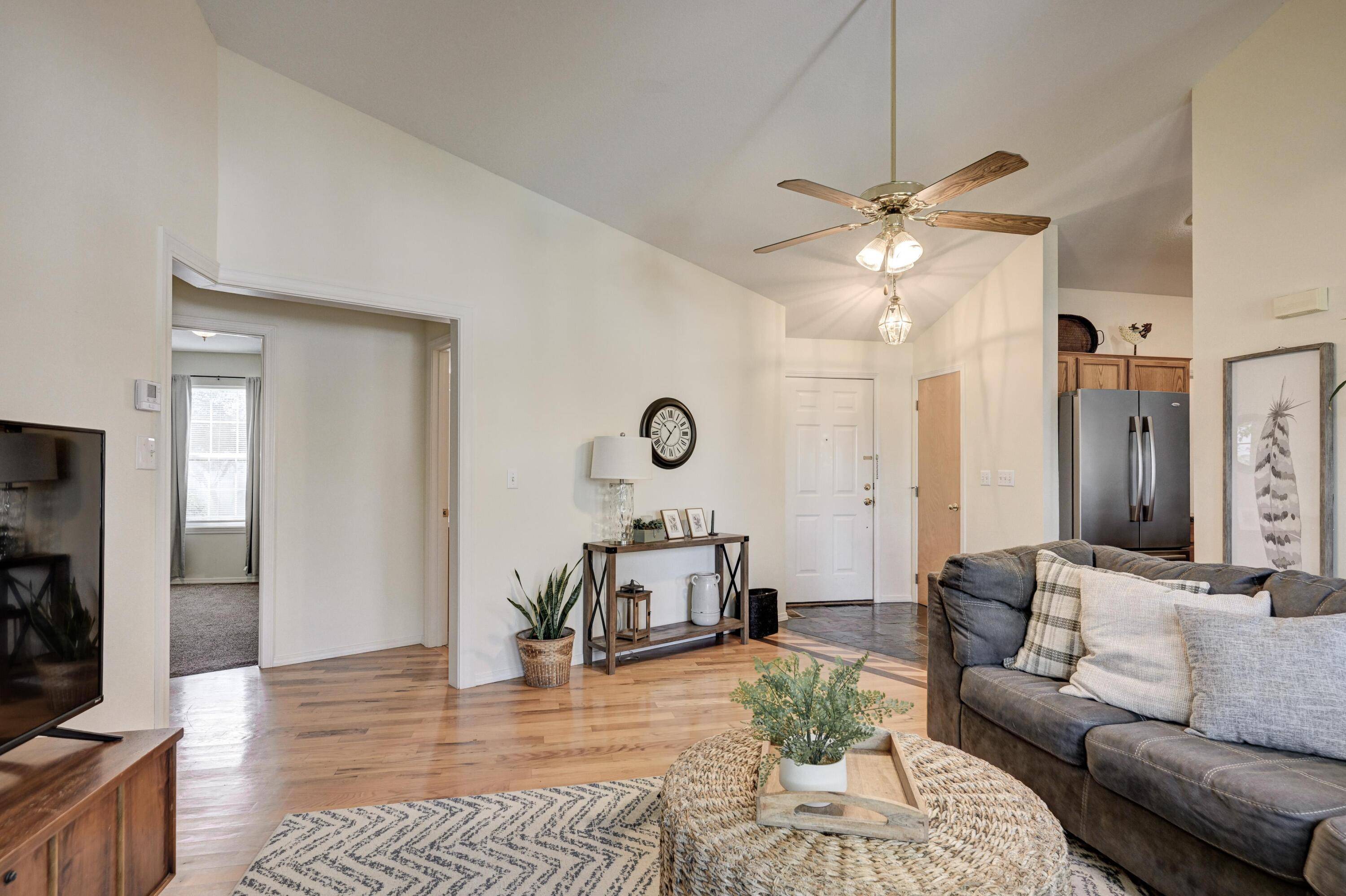 Neosho, MO 64850,404 E Daugherty