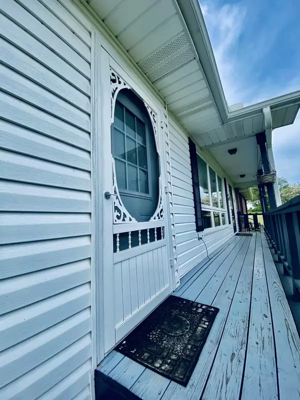 Greenfield, MO 65661,148 E Dade 92