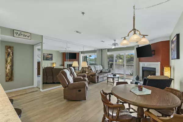 Camdenton, MO 65020,159 Cedar Glen CT #1a