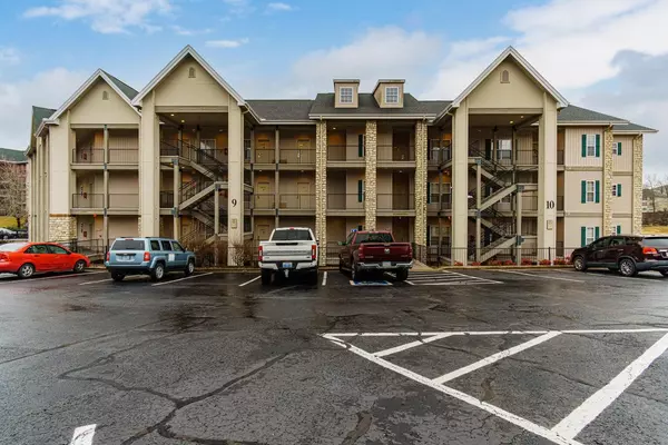 310 Wildwood DR #5 A-B, Branson, MO 65616