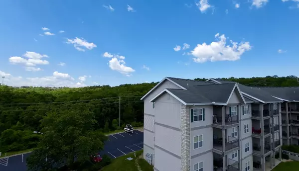 330 South Wildwood Drive #Bldg 6 Unit 6, Branson, MO 65616