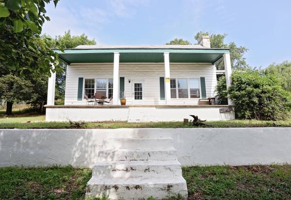 2053 Osage RD, Niangua, MO 65713