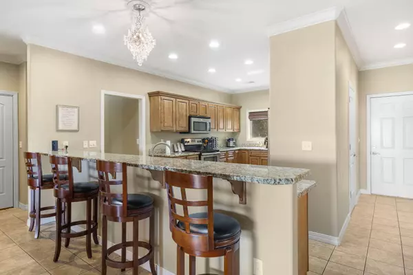 Hollister, MO 65672,1026 Iowa Colony RD