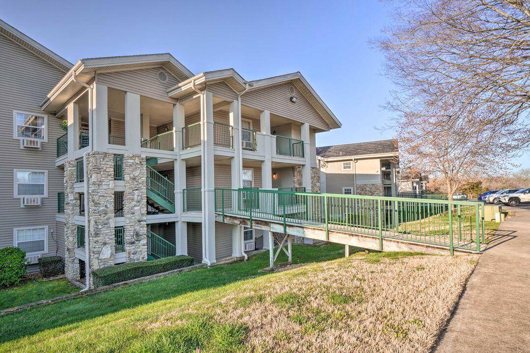 Branson, MO 65616,160 W Rockford DR #4