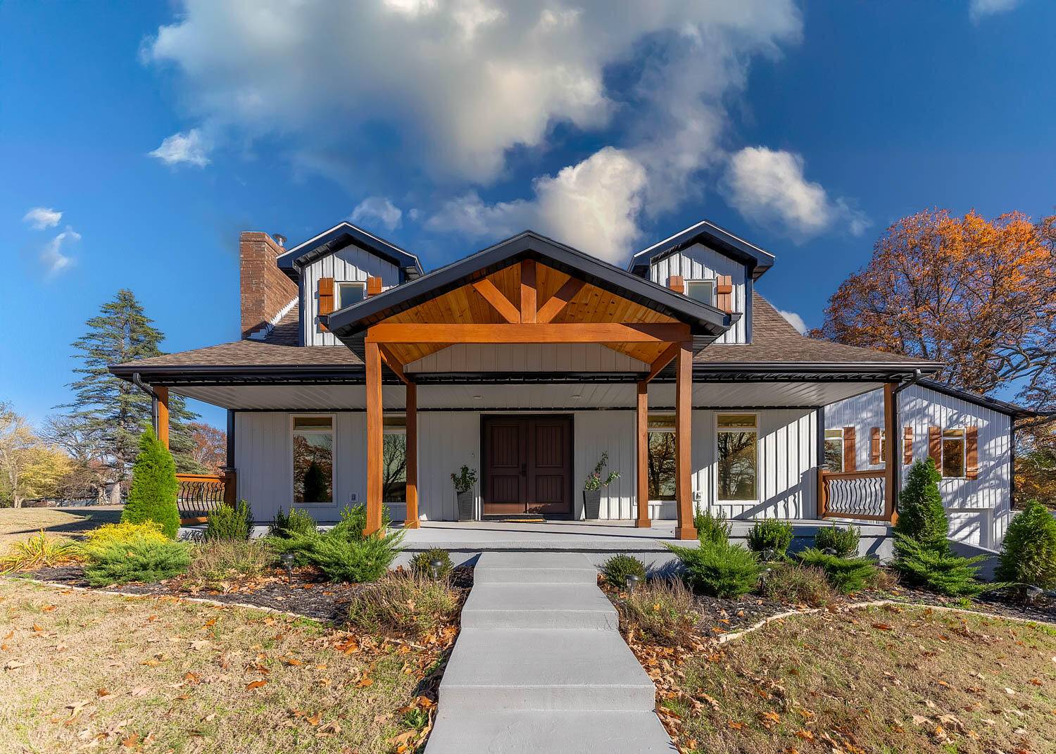 El Dorado Springs, MO 64744,410 White Oak Drive