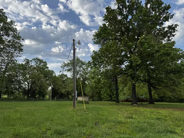 West Plains, MO 65775,9881 County Road 6970
