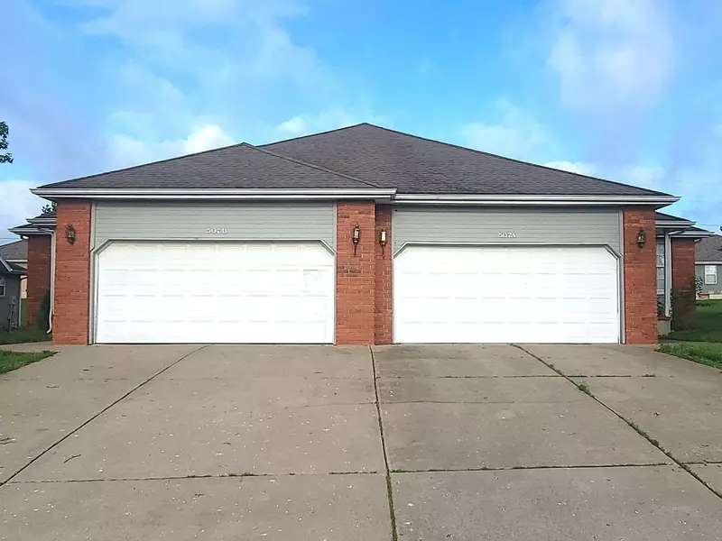507 A & B S James ST, Nixa, MO 65714