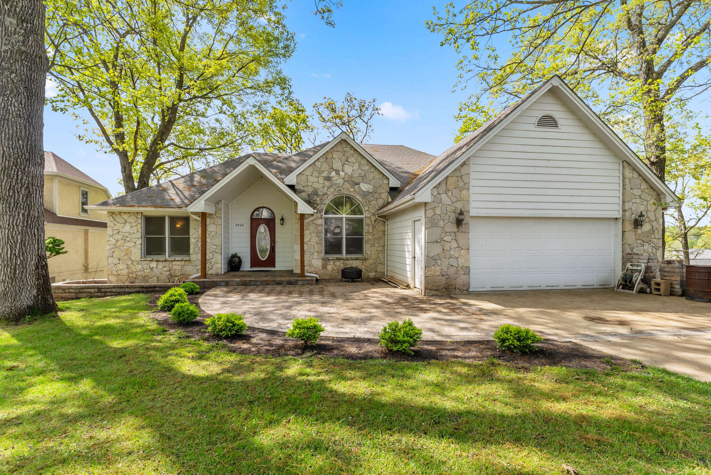 5464 Hampton Ct. CT, Osage Beach, MO 65065