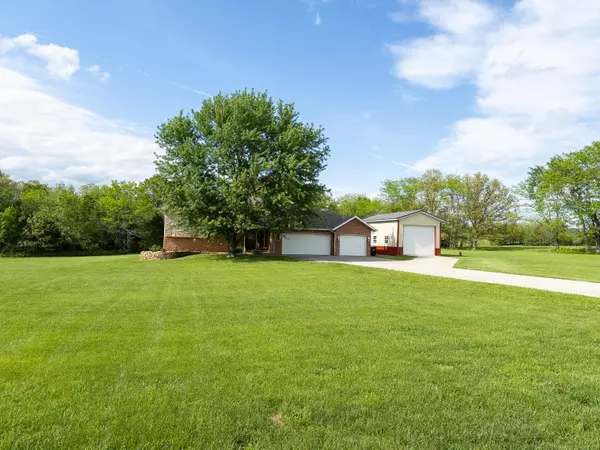 95 Grayhawk LOOP, Marshfield, MO 65706