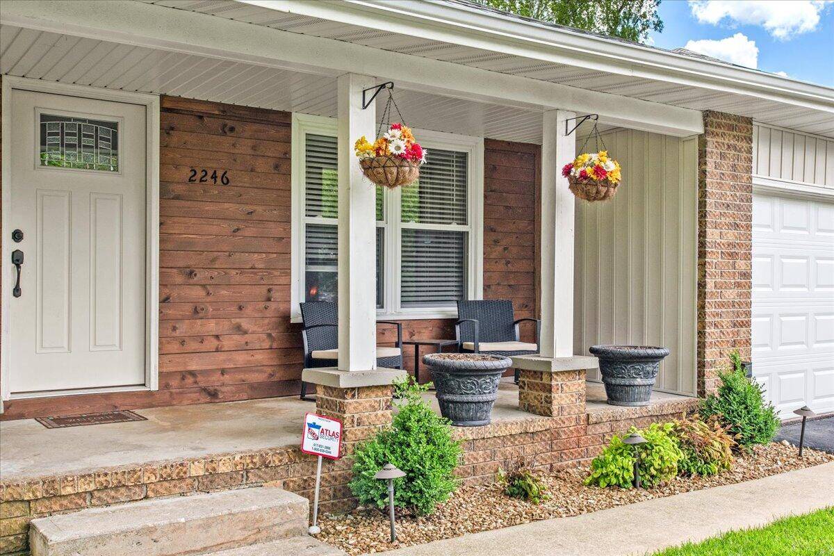 Ozark, MO 65721,2246 E Ridgecrest ST