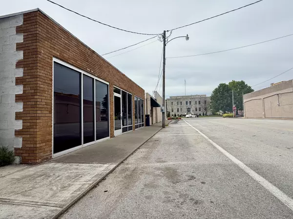 Marshfield, MO 65706,211 S Marshall ST