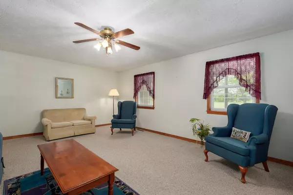 Mt Vernon, MO 65712,13860 Lawrence 1158