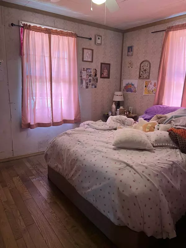 Winona, MO 65588,8438 State Highway 19