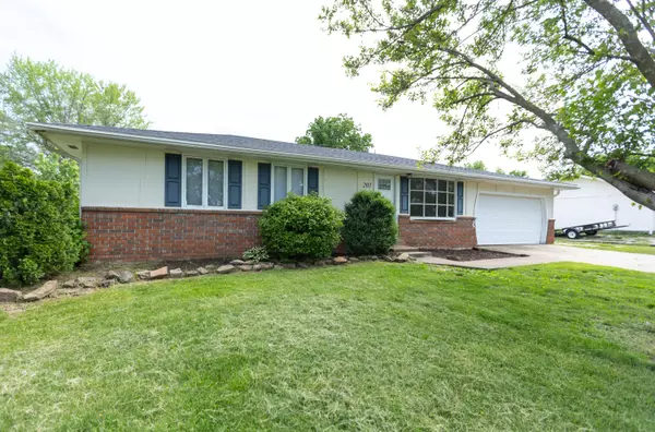 203 Ashley ST, Rogersville, MO 65742