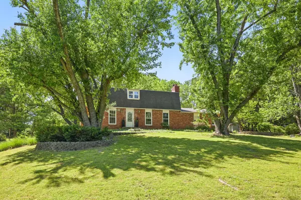 Neosho, MO 64850,1306 Marion Drive