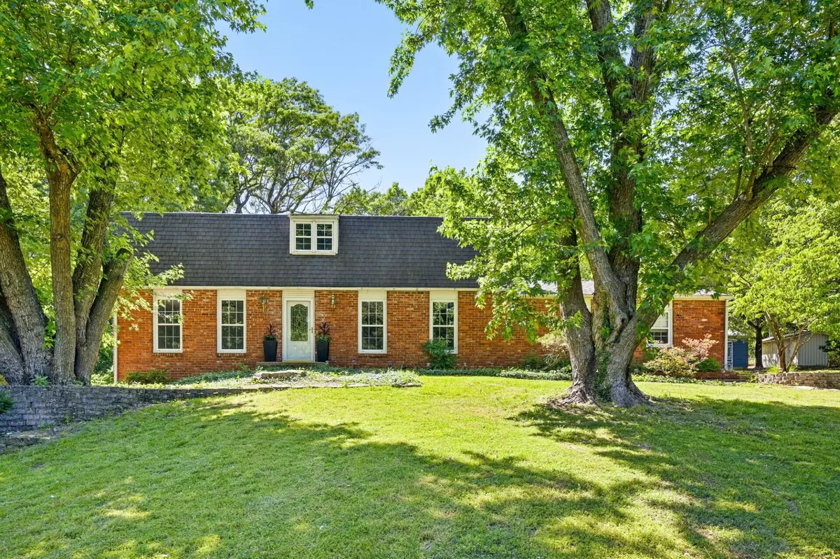 Neosho, MO 64850,1306 Marion Drive