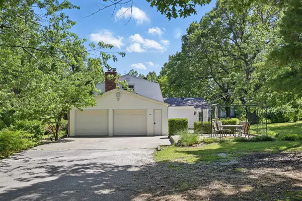 Neosho, MO 64850,1306 Marion Drive