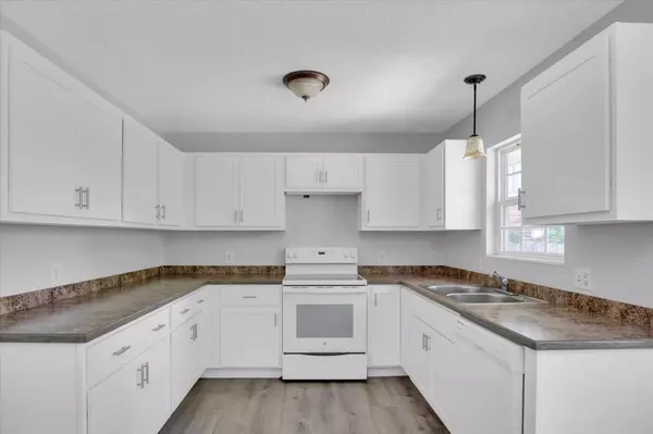 Nixa, MO 65714,201 S Smalley ST