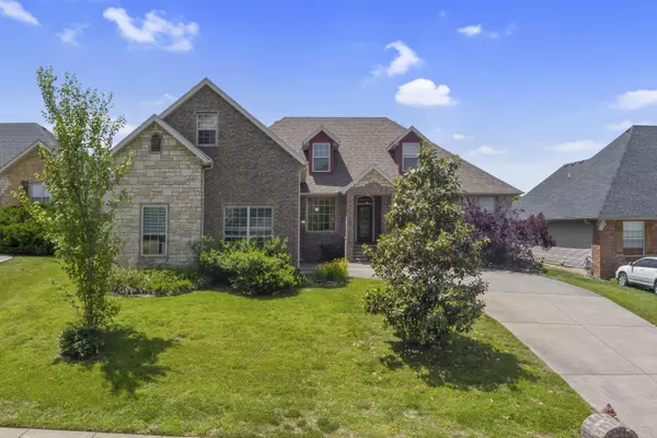 4855 S Tanager AVE, Battlefield, MO 65619