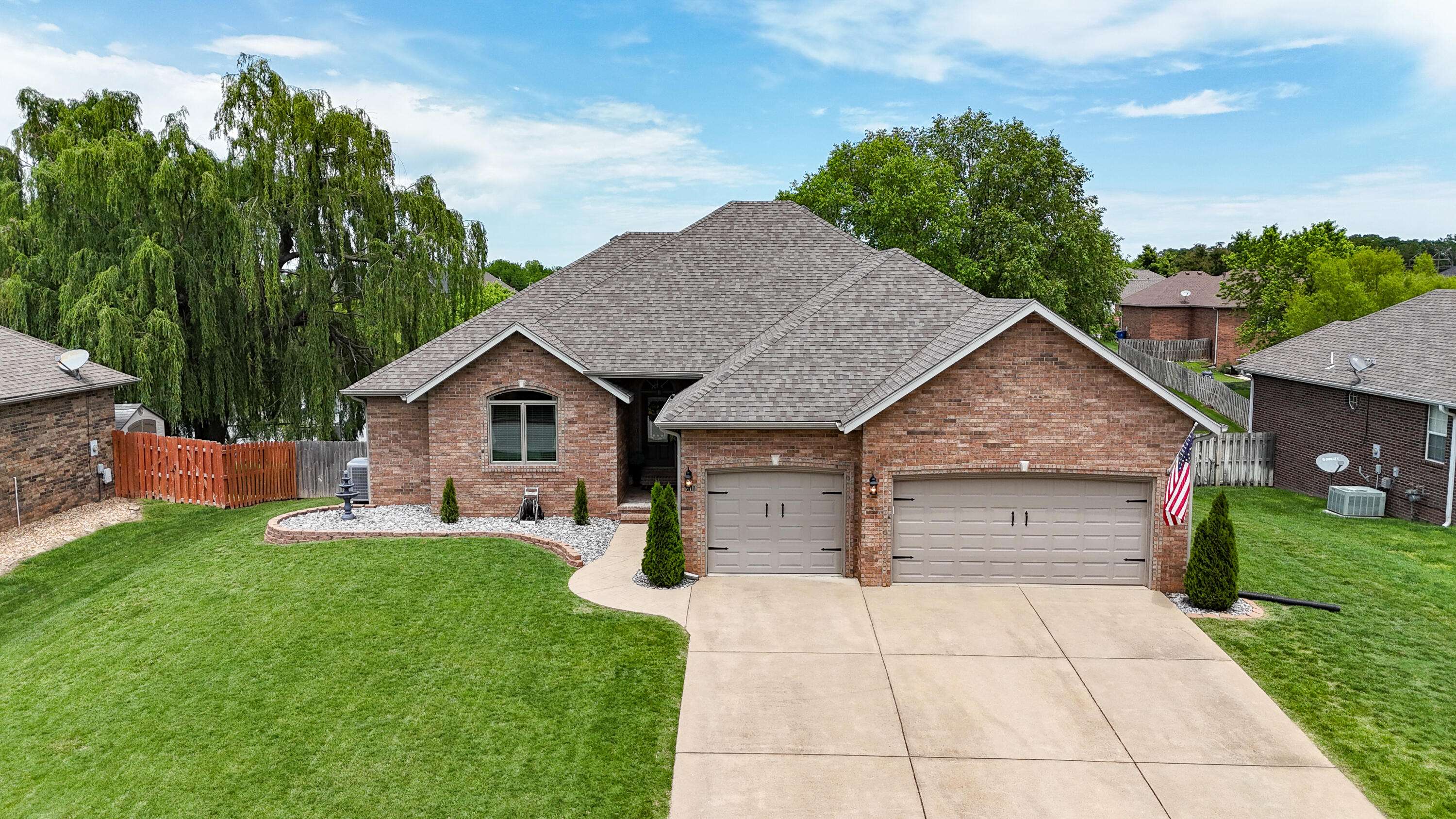 711 Morning Glory DR, Nixa, MO 65714
