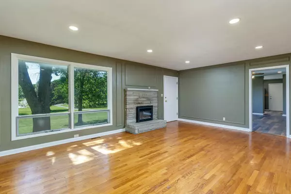 Springfield, MO 65809,1318 S Farm Road 205