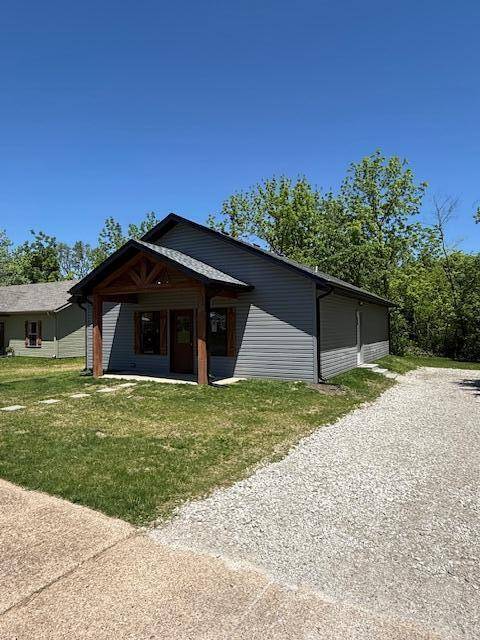 Mountain Grove, MO 65711,429 E South ST