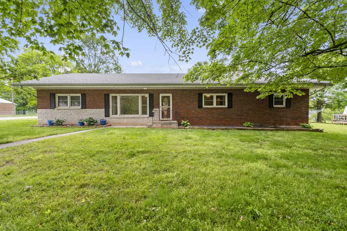 Ash Grove, MO 65604,300 S High AVE