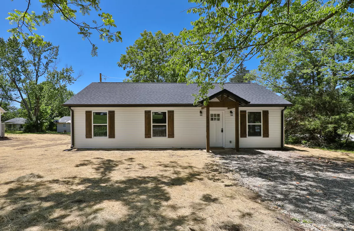 Verona, MO 65769,281 N 2nd ST