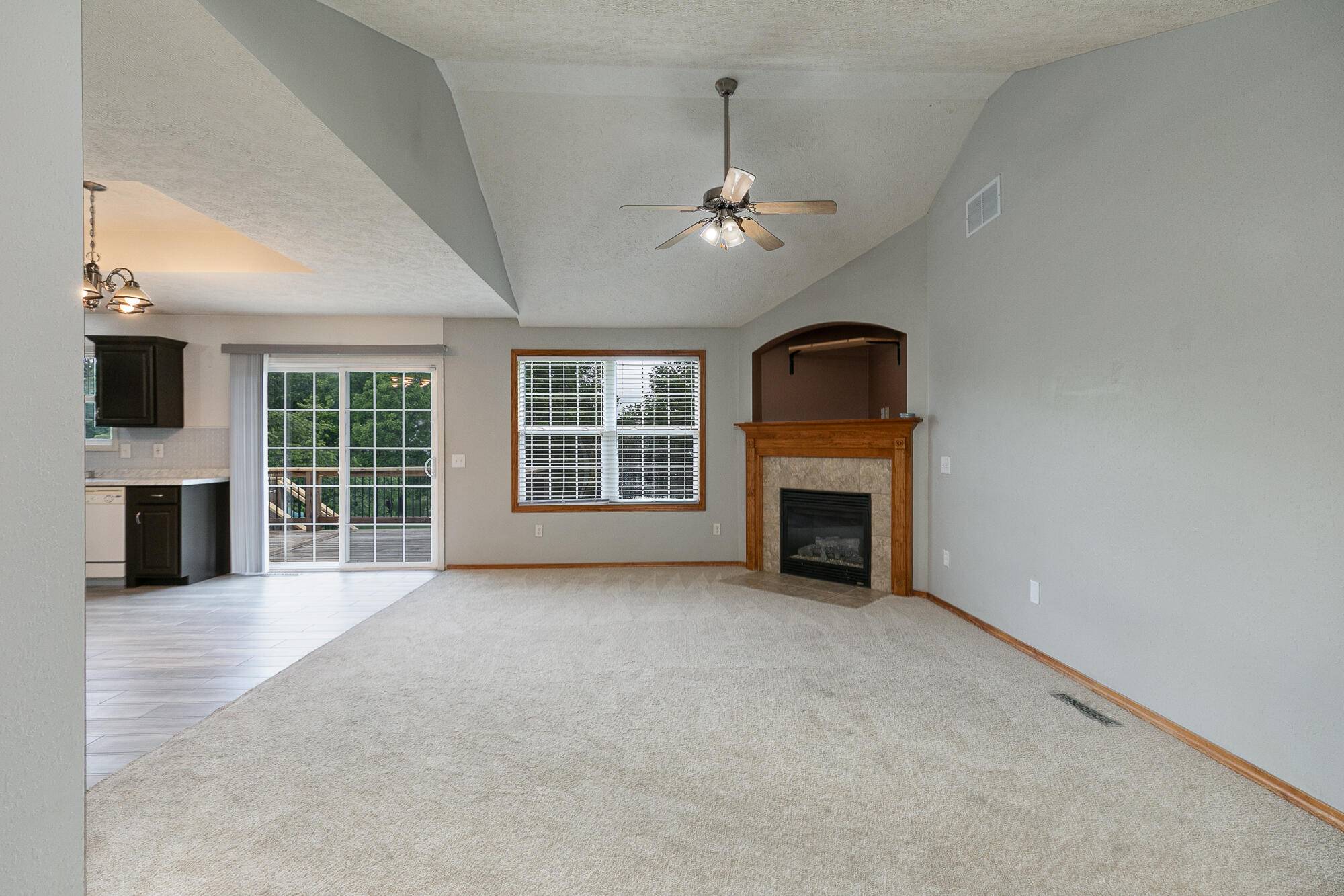 Springfield, MO 65807,3277 S Western AVE