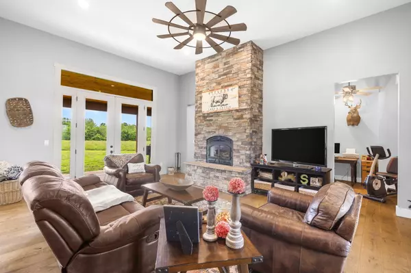 Willard, MO 65781,8811 Bell Valley LN
