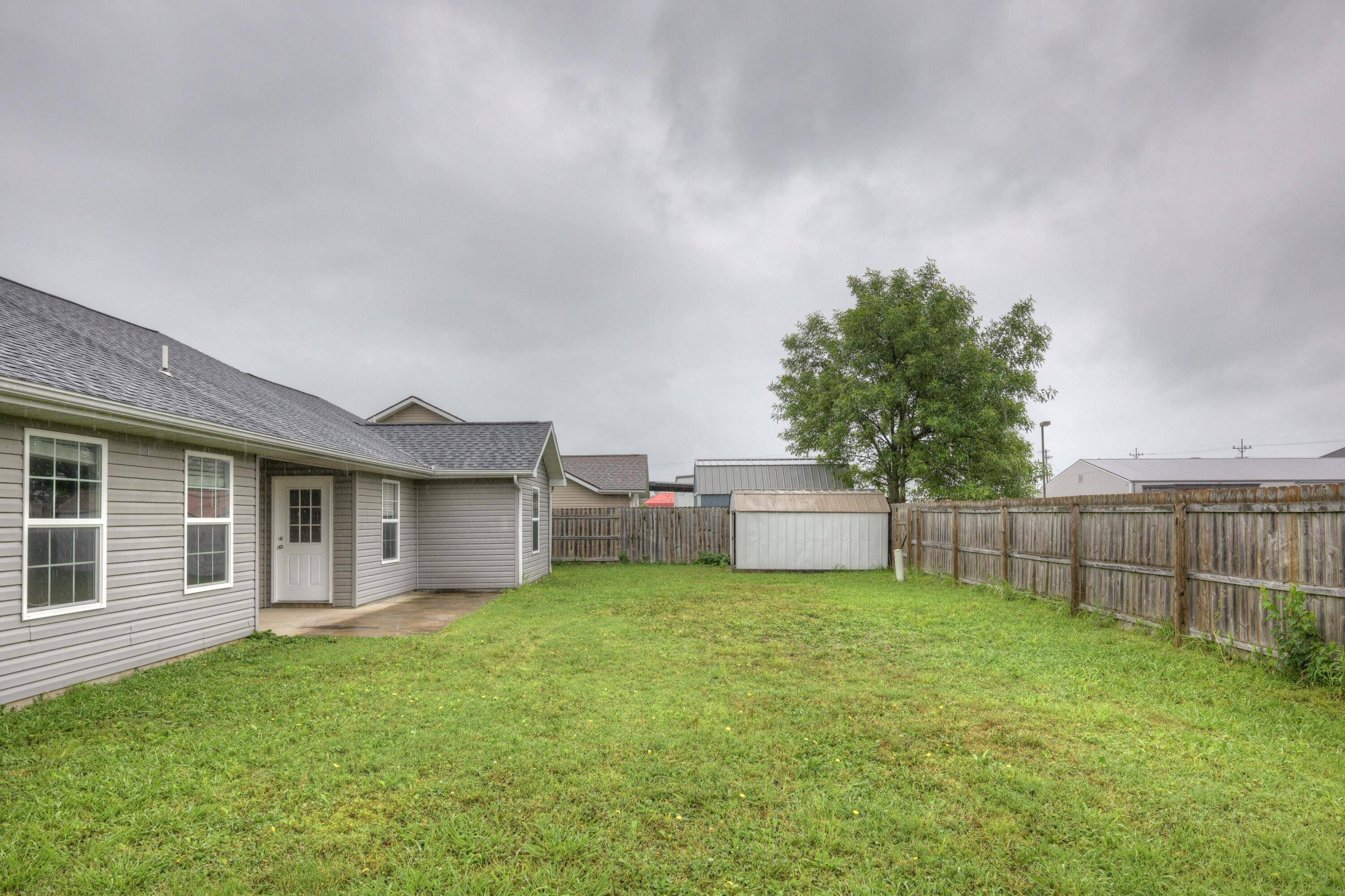 Neosho, MO 64850,3383 Lusk Drive