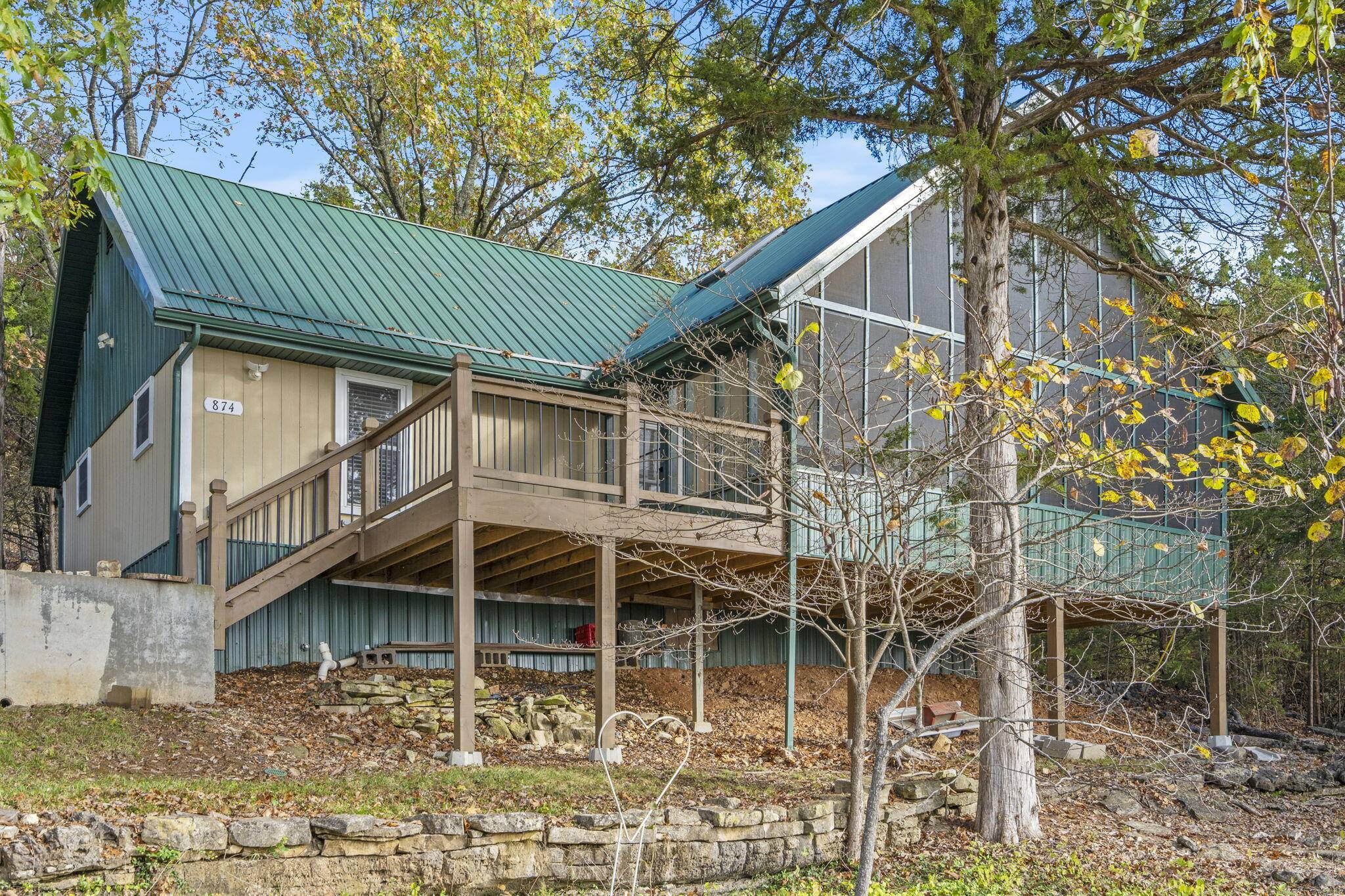 874 Jackson Hollow RD, Galena, MO 65656