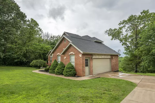 Ozark, MO 65721,287 Appletree DR