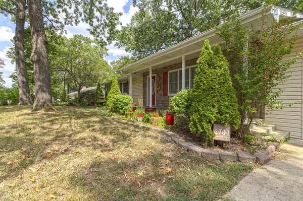 West Plains, MO 65775,2704 Jennifer DR