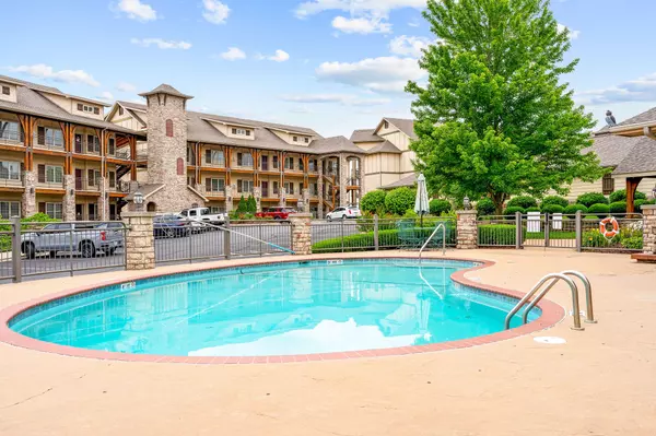 Branson, MO 65616,130 Royal Vista DR #601