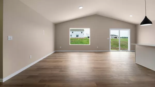 Willard, MO 65781,475 Summit DR