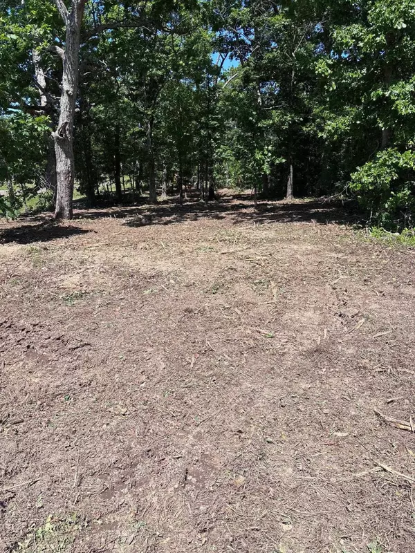 Lebanon, MO 65536,000 64 Hwy #Lot 15