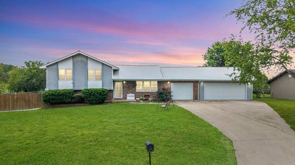 309 Webb Street, Mountain View, MO 65548