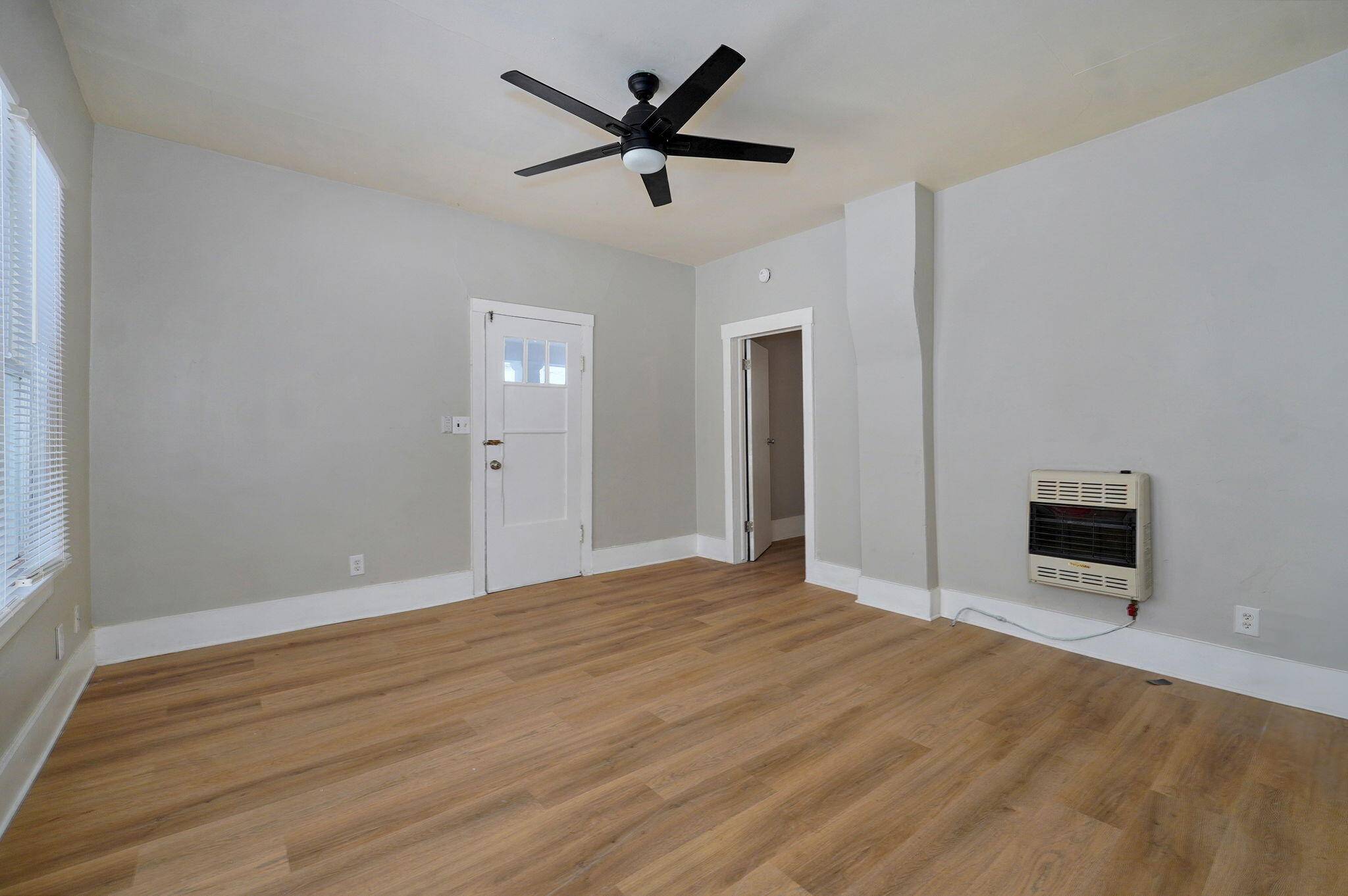 Marshfield, MO 65706,252 Commercial ST
