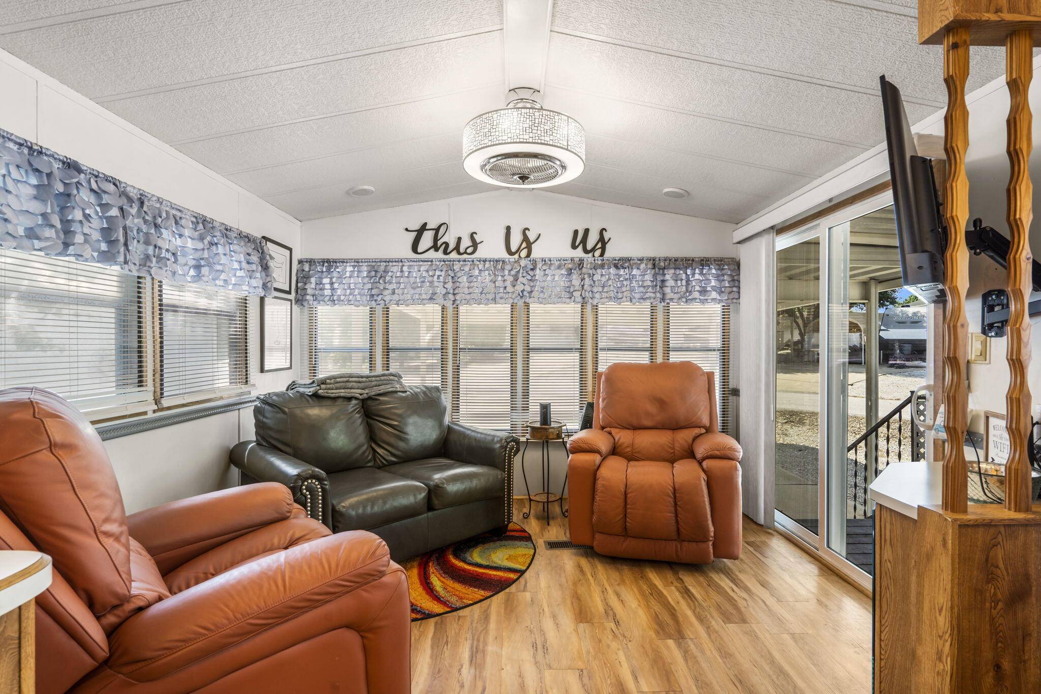 Branson, MO 65616,209 Blue Bird LN