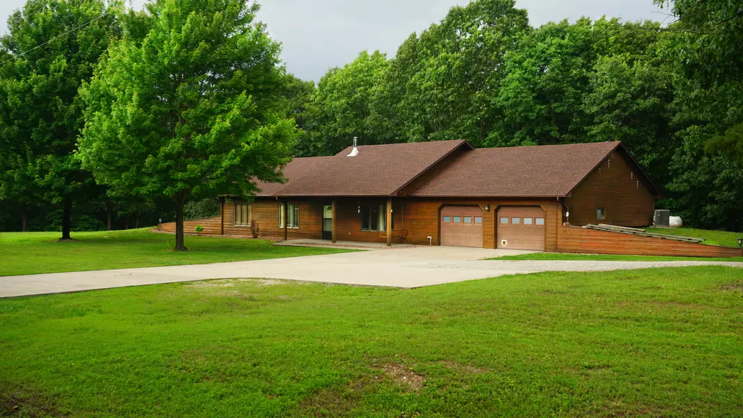 4287 Olga RD, Fordland, MO 65652