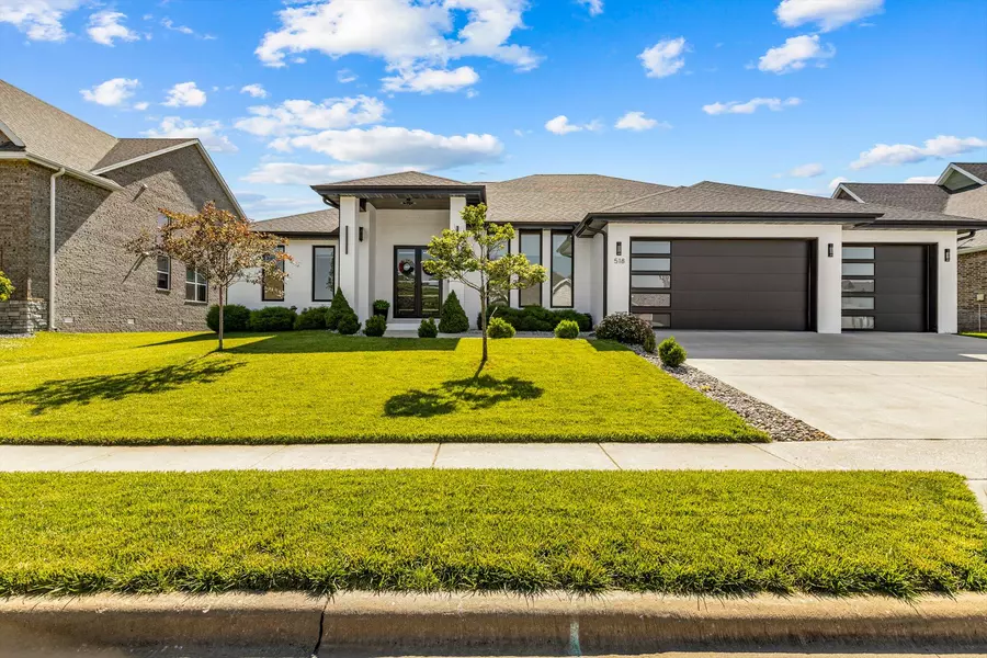 518 N Dublin DR, Nixa, MO 65714