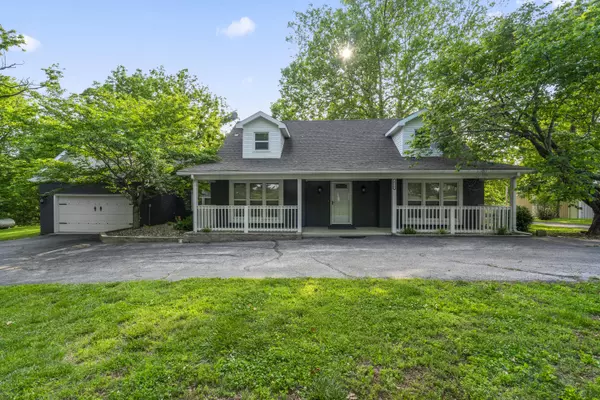 4159 N Farm Road 173, Springfield, MO 65803