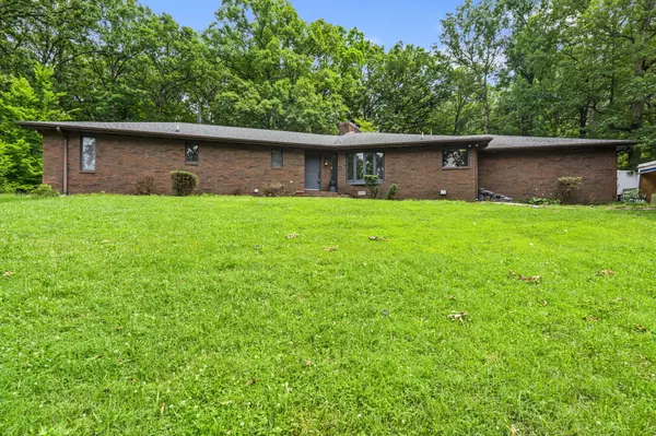 Marshfield, MO 65706,401 Honeysuckle DR