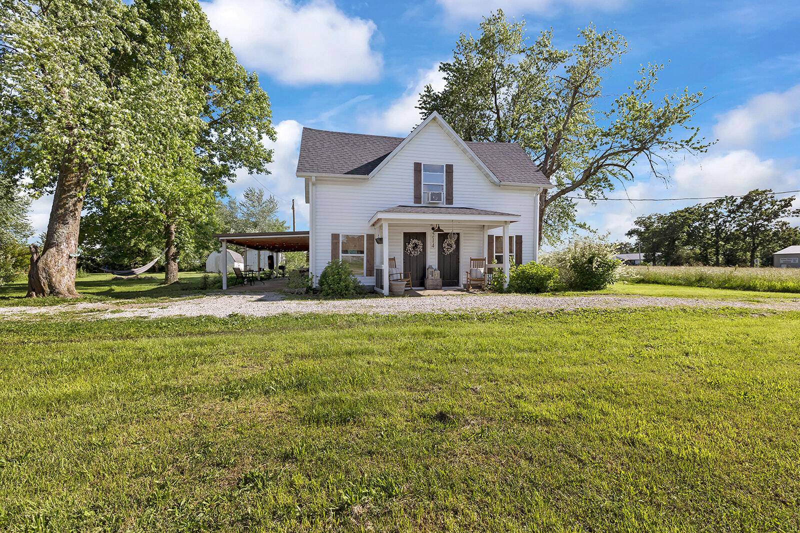 214 Rudolph ST, Seymour, MO 65746