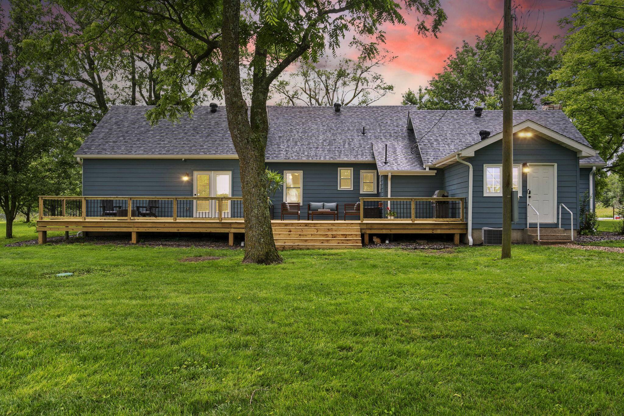 Rogersville, MO 65742,1098 Elm Grove RD