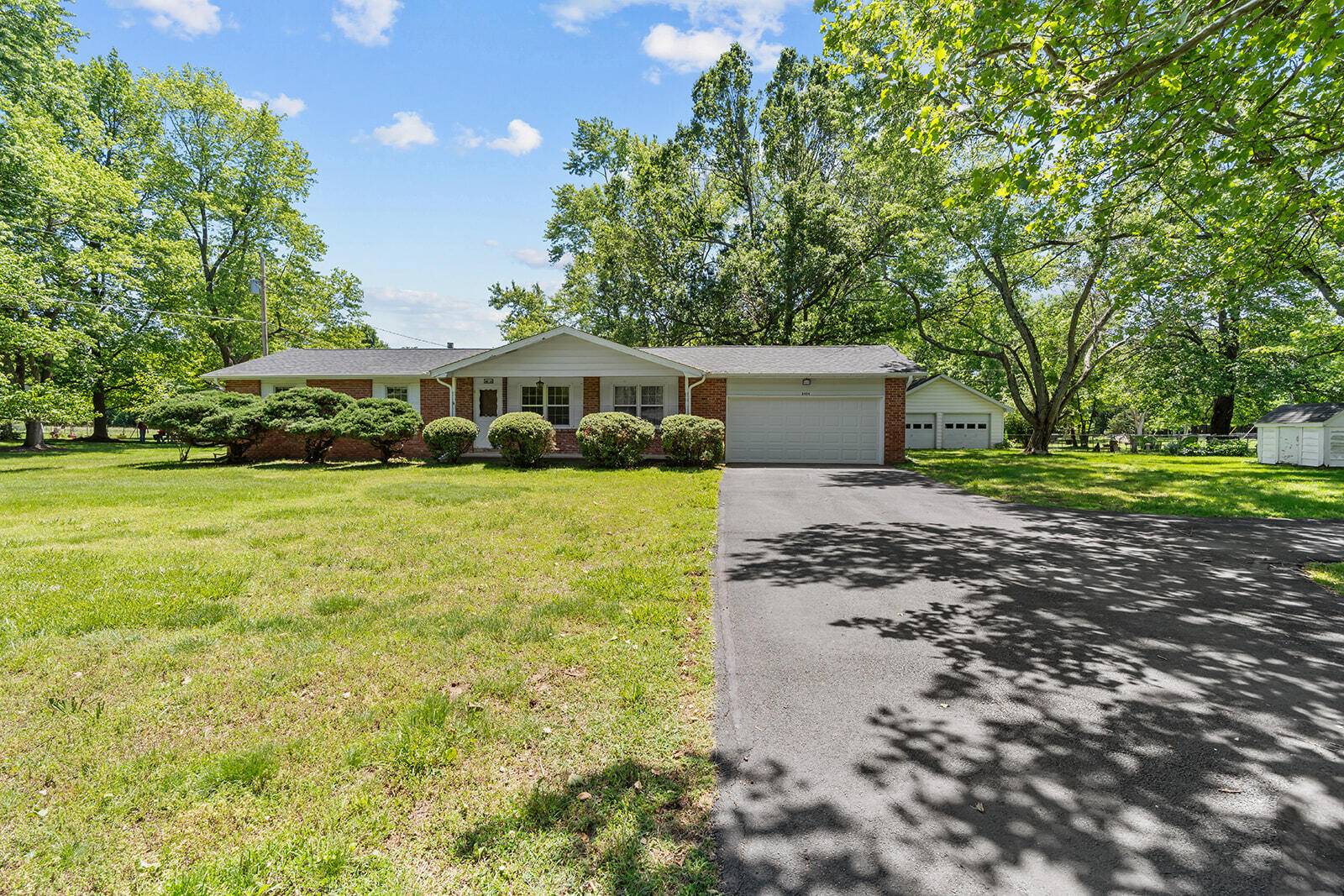 Springfield, MO 65809,5434 E Riverview ST